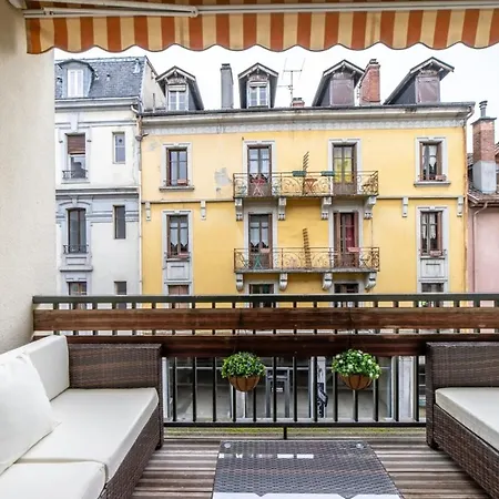 L'etoile Annecienne - 3 80 Square Meter - Terrace Apartment